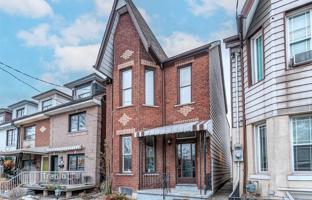 4-bedroom house in Old Toronto for C$1,825,000