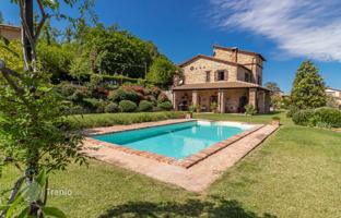 4-bedroom country house 292 m² in Terni for 590,000 €