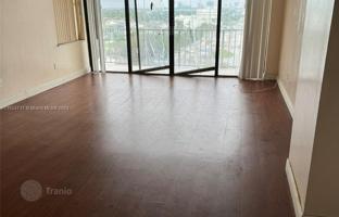 2-bedroom apartments in condo 117 m² in North Miami for $315,000
