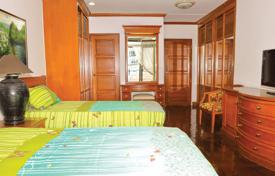 3 bed Penthouse in Le Premier 1 Khlong Toei Nuea Sub District for $2,150,000