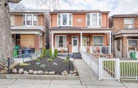 Terraced house – Old Toronto, Toronto, Ontario,  Canada for C$2,477,000