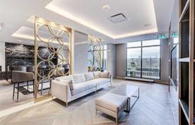 Apartment – Richmond Street West, Old Toronto, Toronto,  Ontario,   Canada for C$824,000