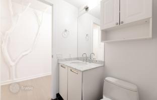 2-bedroom apartment in Charles Street East for C$1,258,000