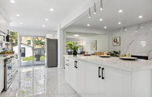 10-bedroom house in North York for C$1,836,000