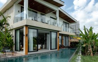 4-bedroom villa 370 m² in Tibubeneng for $900,000