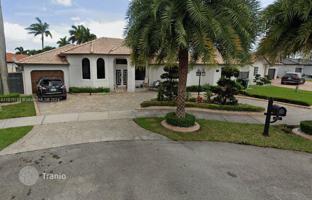 4-bedroom house 301 m² in West End for $1,200,000