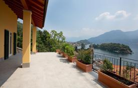 Luxurious villa with panoramic views and huge terrace, Italy for 1,174,000 €