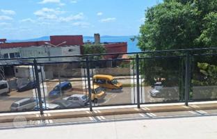 4-bedroom house 362 m² in Pomorie for 300,000 €