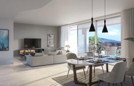 Modern Apartment near golf courses in Marbella East, Marbella for 1,250,000 €