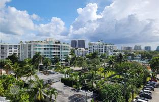 2-bedroom apartments in condo 111 m² in Bay Harbor Islands for $490,000
