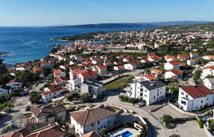 Land plot 610 m² in Krk for 366,000 €