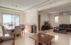 Villa in Limassol with 3 bedrooms, Agios Athanasios for 420,000 €