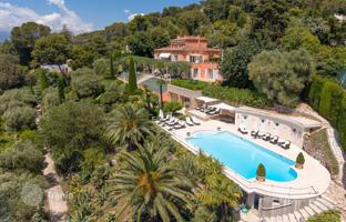 Majestic villa with a pool, a garden and stunning views in the Californie Pezoux area of ​​Cannes, Côte d'Azur, France for 28,500,000 €