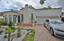Spacious villa with a backyard, a pool, a garage and a terrace, Coral Gables, USA for $1,495,000