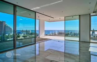 3-bedroom apartment 150 m² in Germasogeia for 1,790,000 €