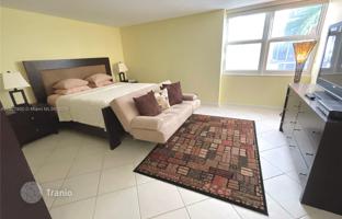 3-bedroom apartments in condo 172 m² in Hallandale Beach for $700,000
