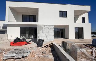 3-bedroom apartment 96 m² in Vodice for 285,000 €