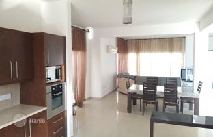 3-room mansion 192 m² in Oroklini for 390,000 €