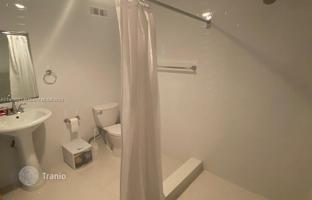 1-bedroom apartments in condo 145 m² in Collins Avenue for $459,000