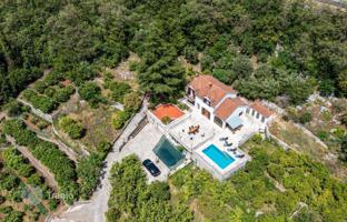 3-bedroom villa 180 m² in Dubrovnik. Price on request