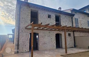 3-bedroom apartment 208 m² in Tuscany for 780,000 €