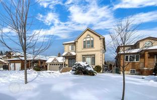11-bedroom house in Scarborough for C$2,658,000