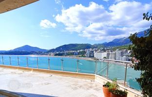 3-bedroom apartment 208 m² in Budva city for 550,000 €