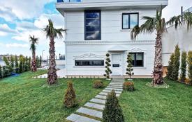 Smart Home Technology Posh Villa with a Sea View in a Valuable Location for $900,000