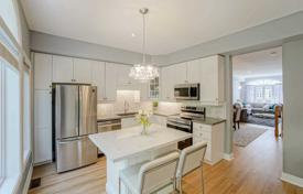 3-bedrooms terraced house in Etobicoke, Canada for C$1,533,000