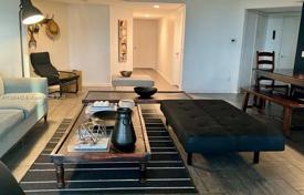 Condo – Yacht Club Drive, Aventura, Florida,  USA for $995,000