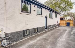 10-bedroom townhouse in Scarborough for C$1,405,000