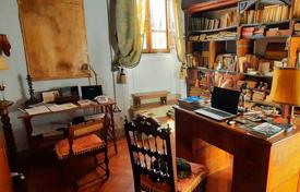 San Casciano dei Bagni (Siena) — Tuscany — Villa/Building for sale for 650,000 €