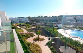 Three-bedroom apartment with a solarium, Orihuela Costa, Spain for 235,000 €