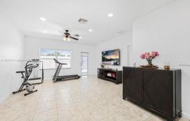 Townhome – Homestead, Florida, USA for $520,000