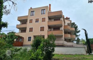 2-room apartment 305 m² in Premantura for 550,000 €