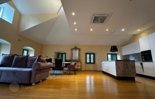 2-room apartment 185 m² in Opatija for 985,000 €