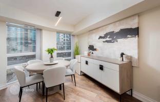 2-bedroom apartment in Etobicoke for C$922,000