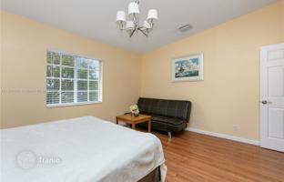 3-bedroom house 145 m² in Hollywood for $450,000