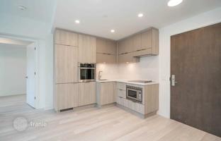 2-bedroom apartment in Roehampton Avenue for C$1,108,000