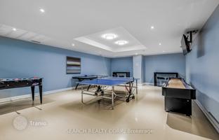 6-bedroom apartment in Old Toronto for C$942,000
