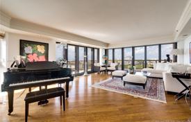 Elite apartment with ocean views in a residence on the first line of the beach, Bal Harbour, Florida, USA for $4,590,000