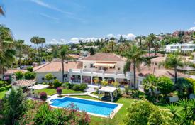 Luxury villa with cinema and swimming pool in Marbella, Spain for 6,400,000 €