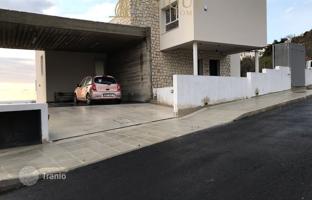 4-bedroom villa 230 m² in Armou for 800,000 €