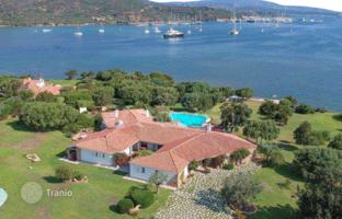 12-room apartment 600 m² in Porto Rotondo. Price on request