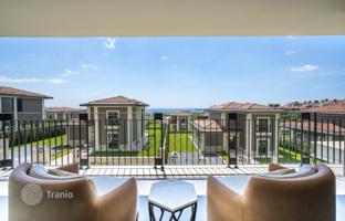 Apartments and villas with spacious balconies, in a new residential complex near swimming pools and restaurants, Istanbul, Turkey for From 20,305,000 TRY