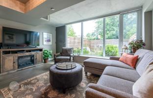 3-bedroom apartment in Old Toronto for C$1,236,000