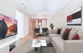 Apartment – Queens Quay West, Old Toronto, Toronto,  Ontario,   Canada for C$726,000
