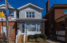 Townhome – East York, Toronto, Ontario,  Canada for C$1,051,000
