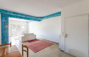 3-room apartment 137 m² in Athenian Riviera for 300,000 €