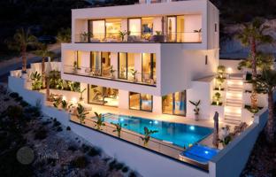 4-bedroom house 351 m² in Trogir for 1,950,000 €